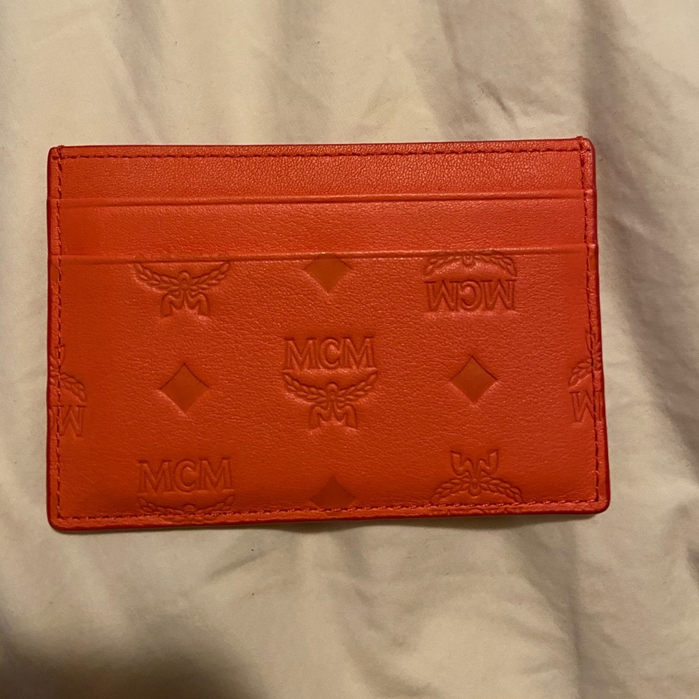 Mcm cardholder